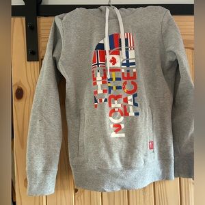 The North Face flag hoodie size M gray